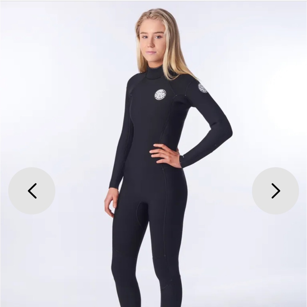 Rip curl back zip wetsuit size 4.